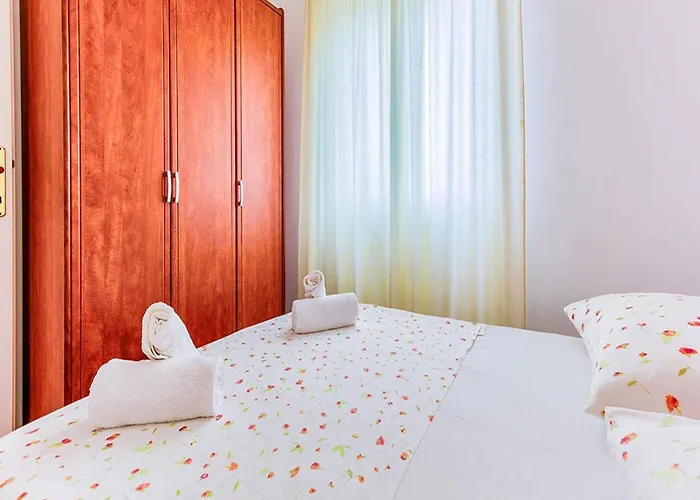 1 Bedroom With Terrace *